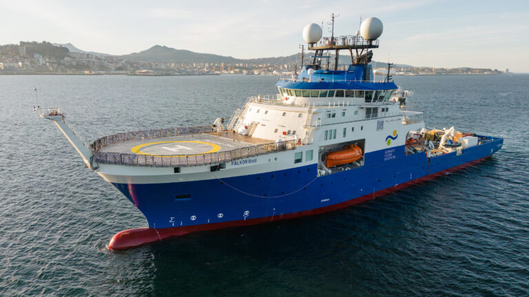 Falkor too-schmidt_ocean_institute